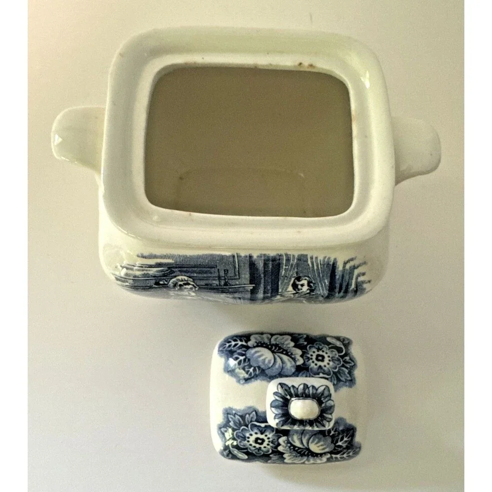 VTG Liberty Blue Creamer & Sugar Historic Colonial Scenes Paul Revere Betsy Ross